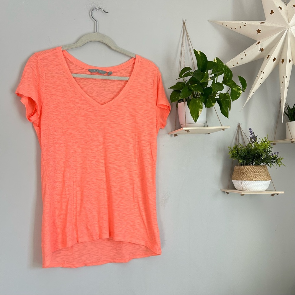🩷ATHLETA CORAL ORANGE SHORT SLEEVE V NECK SHEER TOP SHIRT SIZE MEDIUM TRENDING - Picture 5 of 8